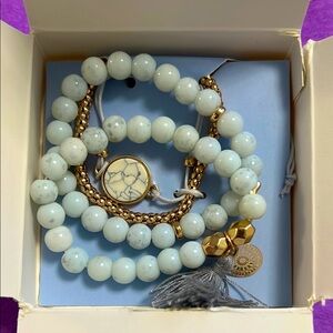White and Gold Beaded Bracelet Set